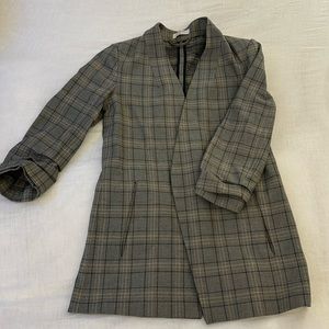 Aritzia Babaton plaid blazer
